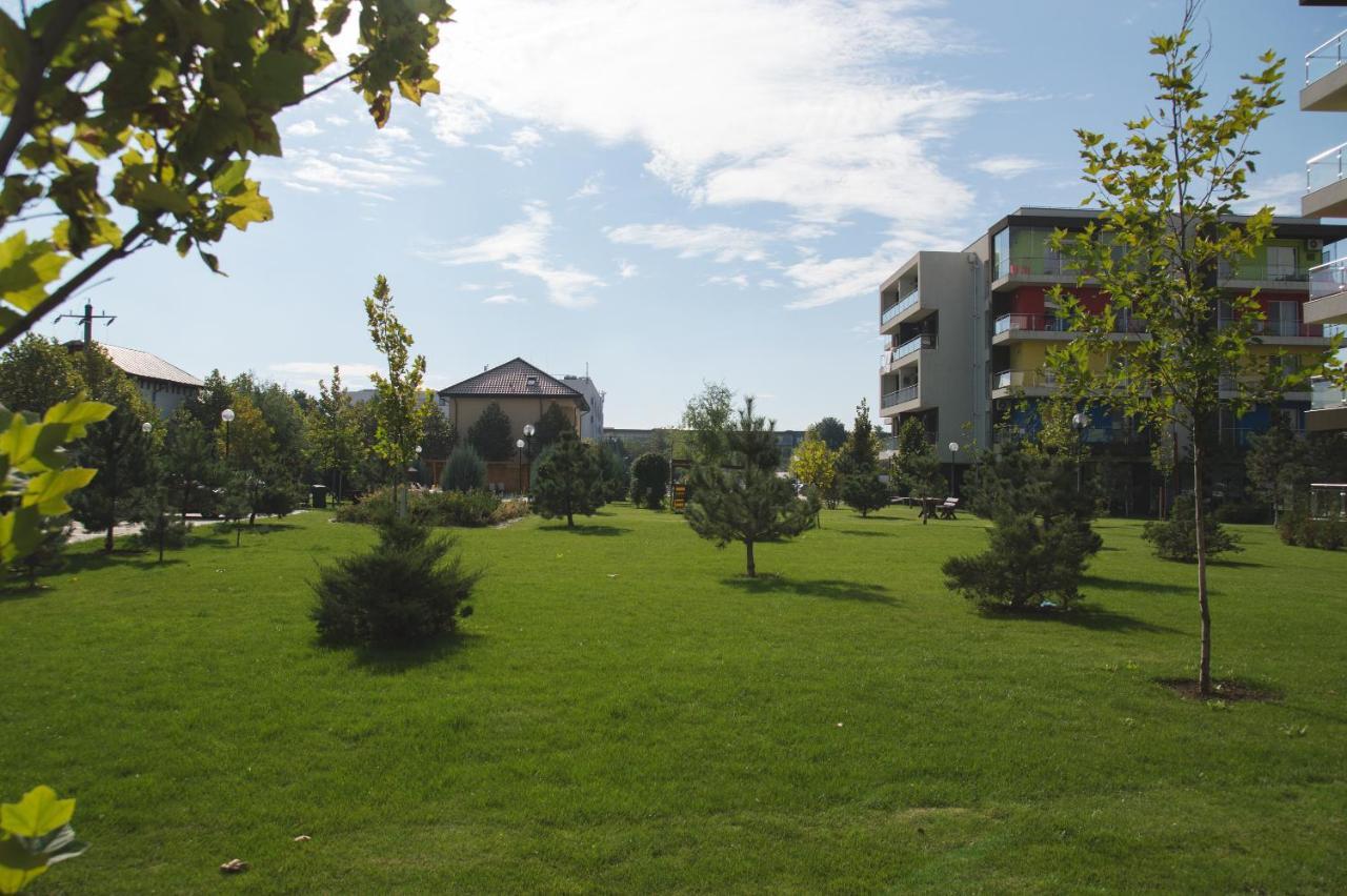 Airport Residence - Apartment Across From Otopeni Airport Extérieur photo